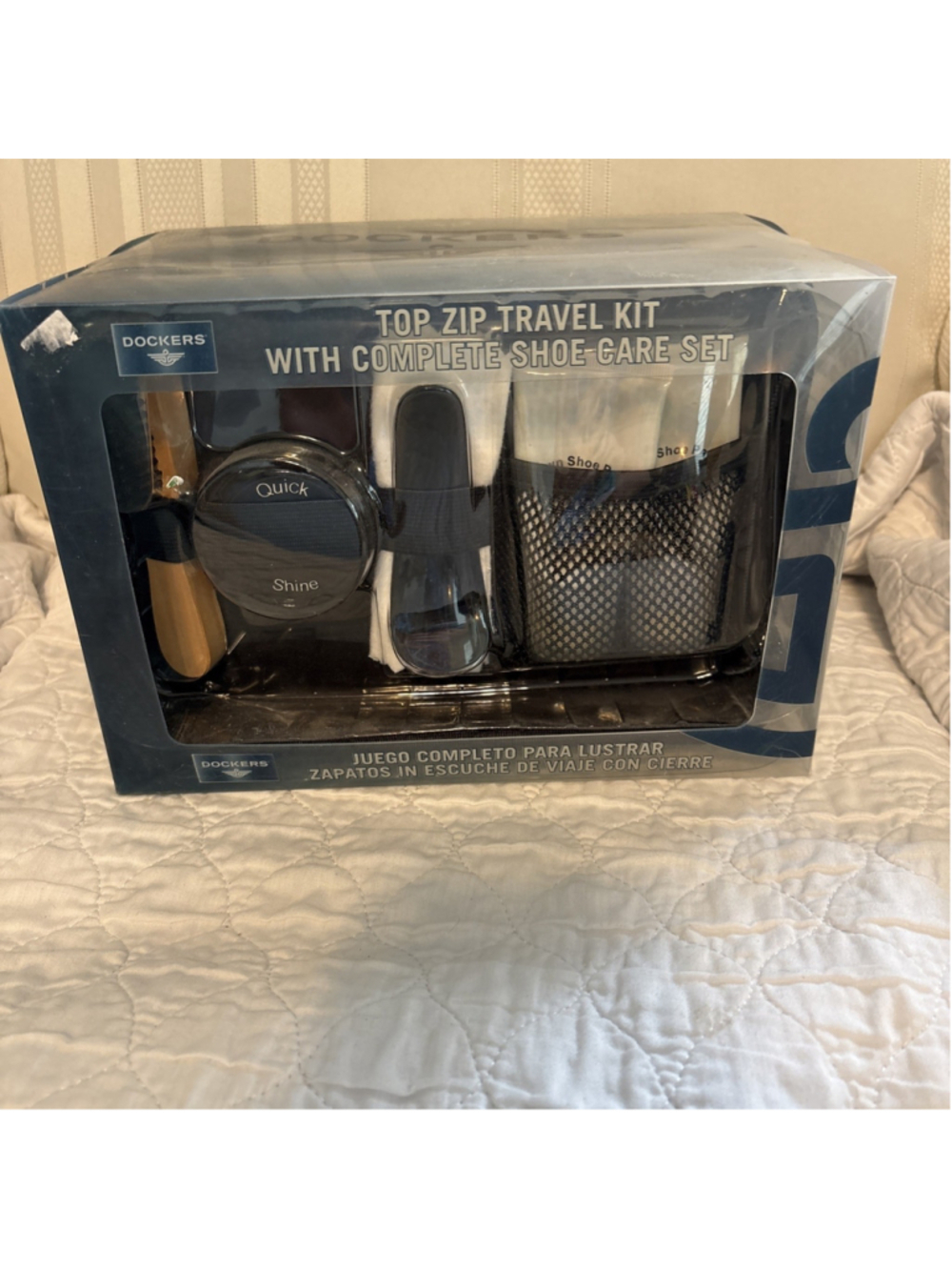 Dockers~Top Zip Travel Kit with Complete Shoe Care Kit
